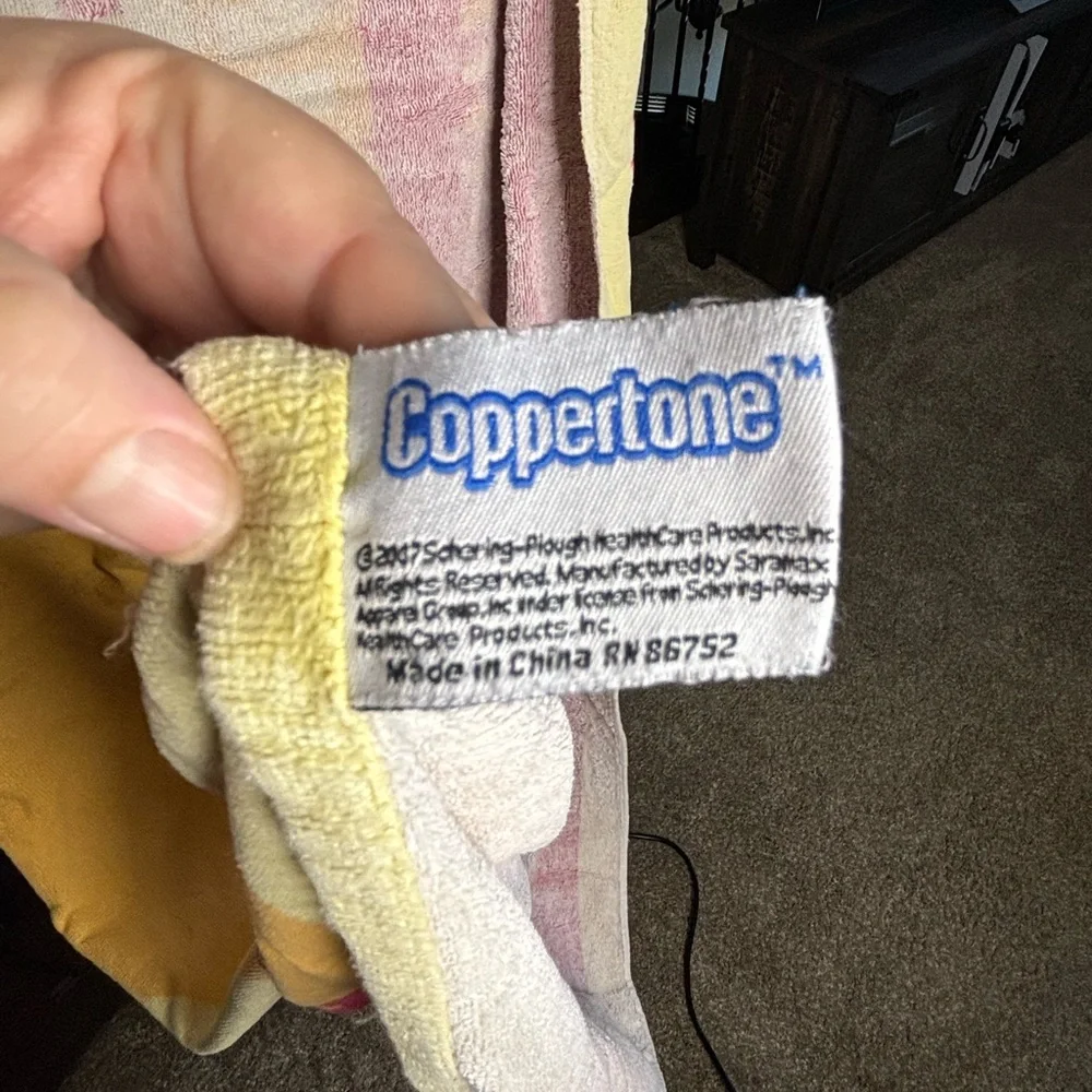 Coppertone Sunscreen Beach Towel 100% Cotton Colorful Collectible Vintage Beach